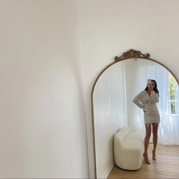 LAST • Girl Boss Front Drawstring Ruched Shirt Dress - Picture 5 of 9